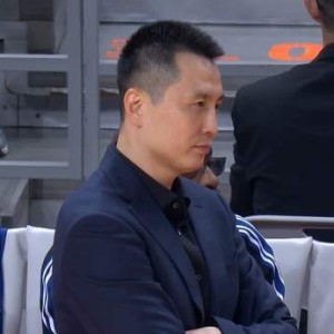 28圈.com-领头羊内线双核受伤，辽宁队锁定季后赛，山东2连败后遭遇新难题
